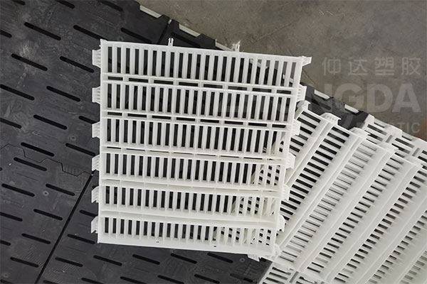 豬場(chǎng)養(yǎng)殖專(zhuān)用漏縫板材質(zhì)分析！